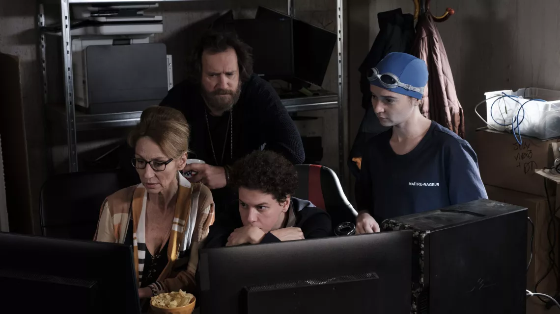 © Nicolas ROBIN - FTV - SCARLETT PRODUCTION