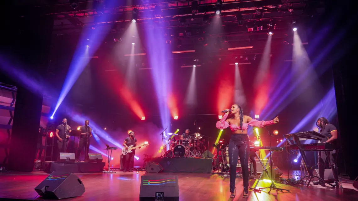 Saïna Manotte en concert à l'Encre