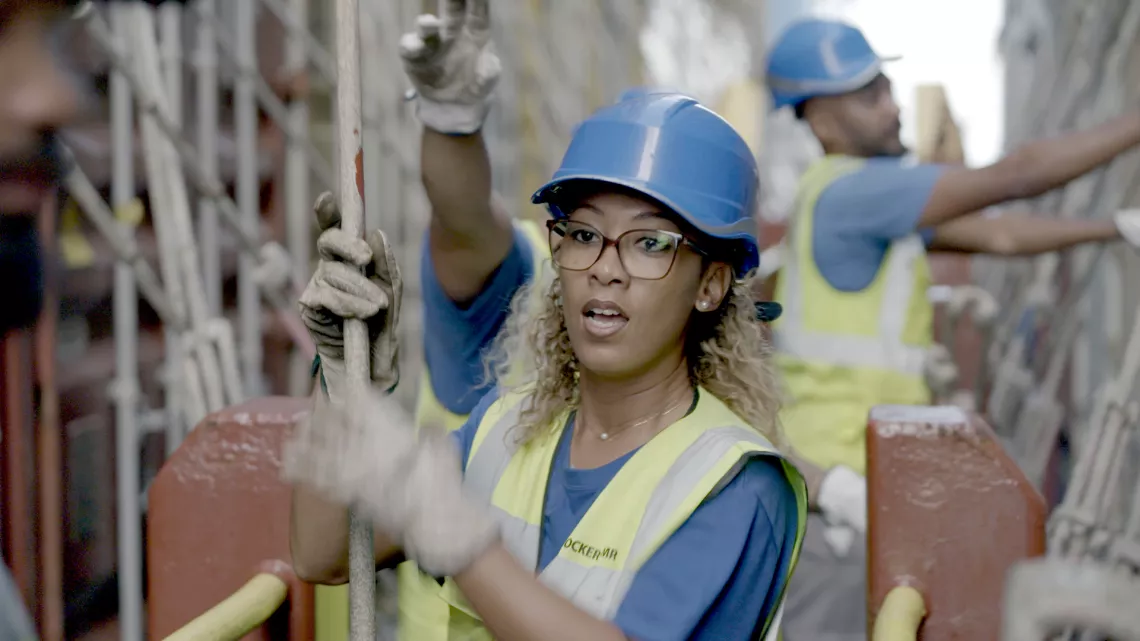 Quai des Brunes, femmes dockers de La Réunion