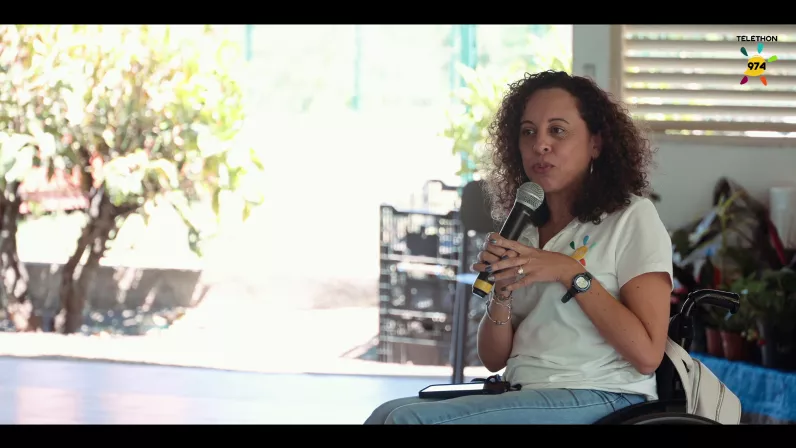 La Télé : Appels aux dons, des témoignages forts avec Dr François Cartault La Radio : Sans Tabou , Spécial Téléthon avec Léa Euphrosine