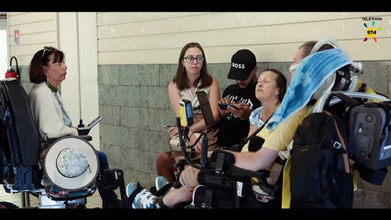 La Télé : Appels aux dons, des témoignages forts avec Dr François Cartault La Radio : Sans Tabou , Spécial Téléthon avec Léa Euphrosine