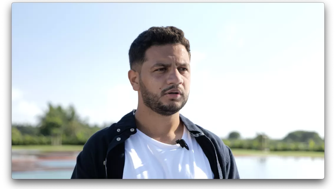 MASCARENA, L’ILE INTENSE Le 1er jeu d’aventure 100% réunionnais 3 candidats, 1 gagnant 1 objectif, venir en aide à des associations caritatives  1 décor naturel, l’Ile Intense  Chaque émission se déroulera dans une commune différente de l’île, emmenée par le Game Master, Tony Boyer