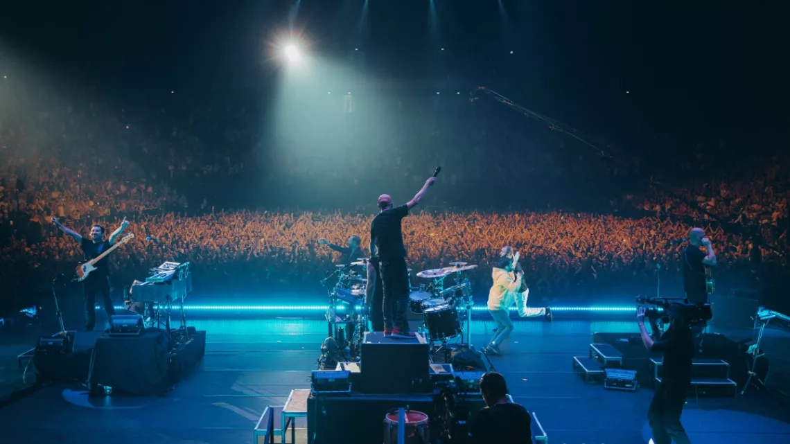 Simplement inoubliable. Ce concert à l’Accor Arena de Paris restera comme l’un des plus grands moments de l’histoire d’un groupe qui a marqué celle de la scène française depuis les vingt-cinq dernières années…