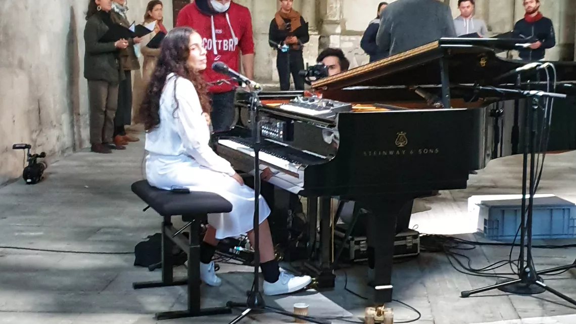 Yael Naim et l'ensemble Zene à l'Abbaye du Ronceray