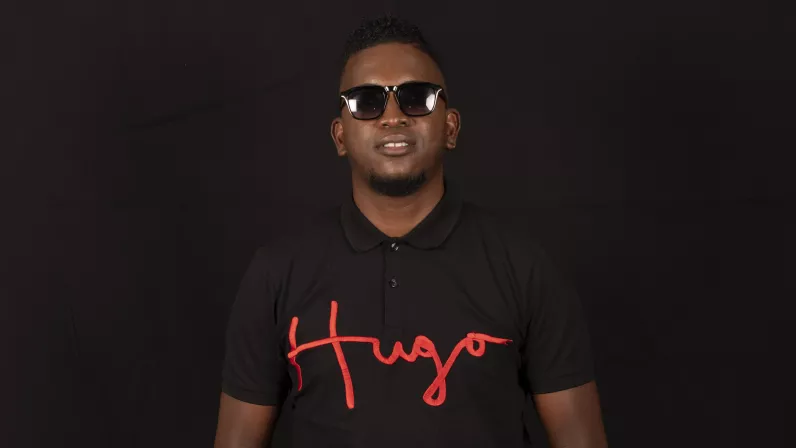 Tout Le Monde en Live 2021 – Un réveillon en chansons sur Réunion la 1ère – 120 minutes de bonheur !  ÉVÈNEMENT Divertissement - Vendredi 31 décembre 2021 à 19.50