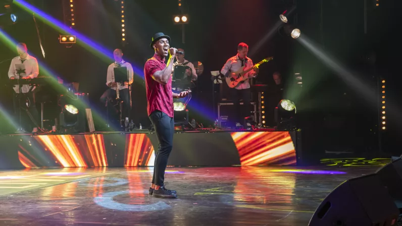 Tout Le Monde en Live 2021 – Un réveillon en chansons sur Réunion la 1ère – 120 minutes de bonheur !  ÉVÈNEMENT Divertissement - Vendredi 31 décembre 2021 à 19.50