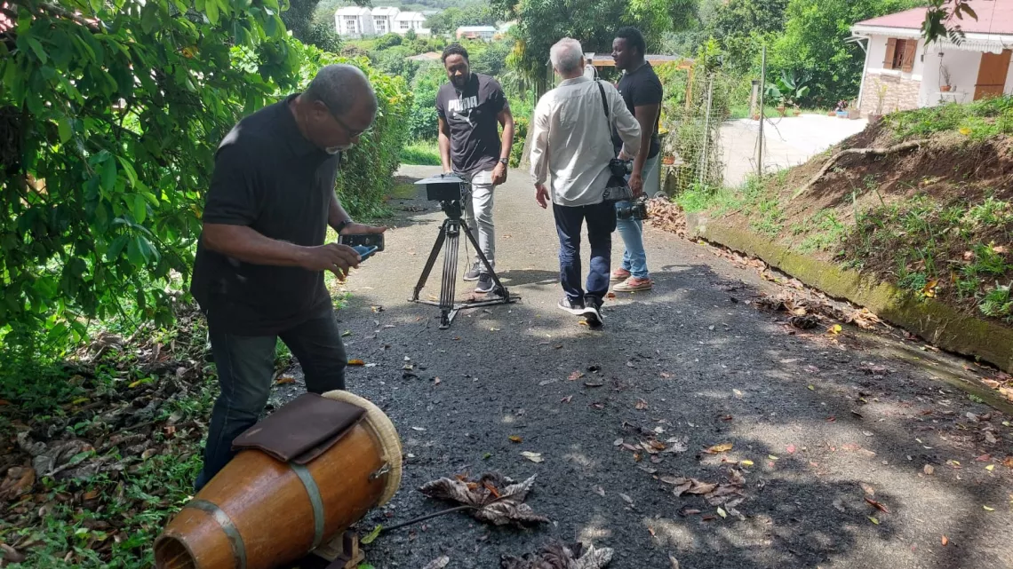 Documentaire : Sous la cendre, le feu