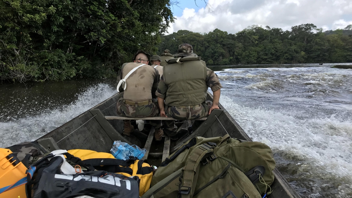 Guyane, sur la piste des orpailleurs clandestins