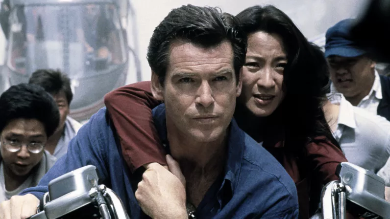 DEMAIN NE MEURT JAMAIS