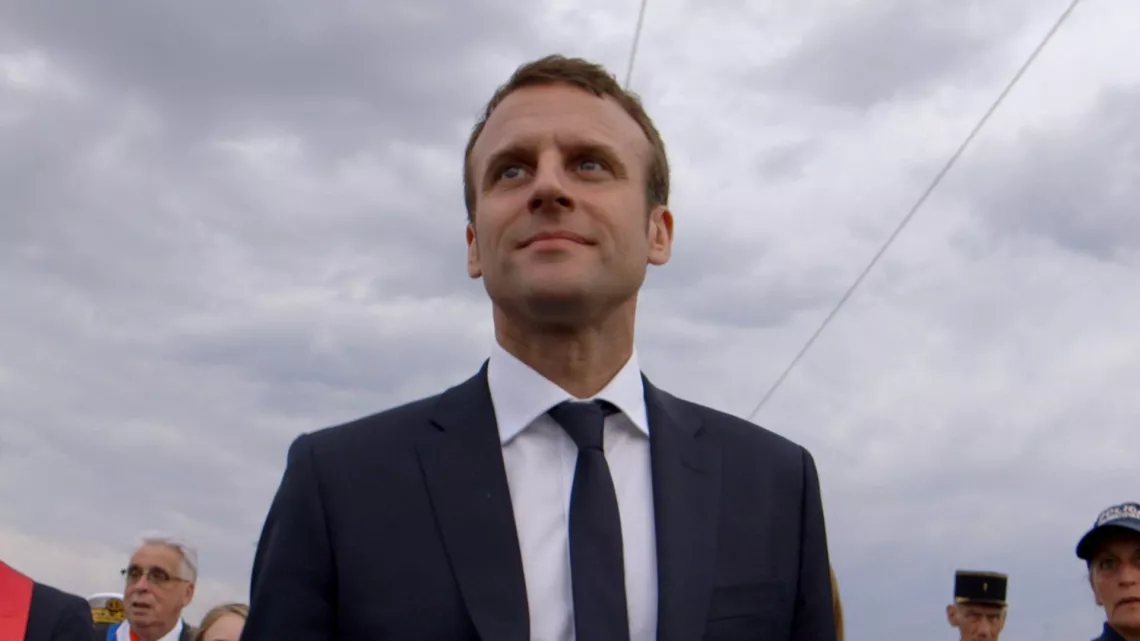 © ELEPHANT CIE NOTRE HISTOIRE EST POLITIQUE