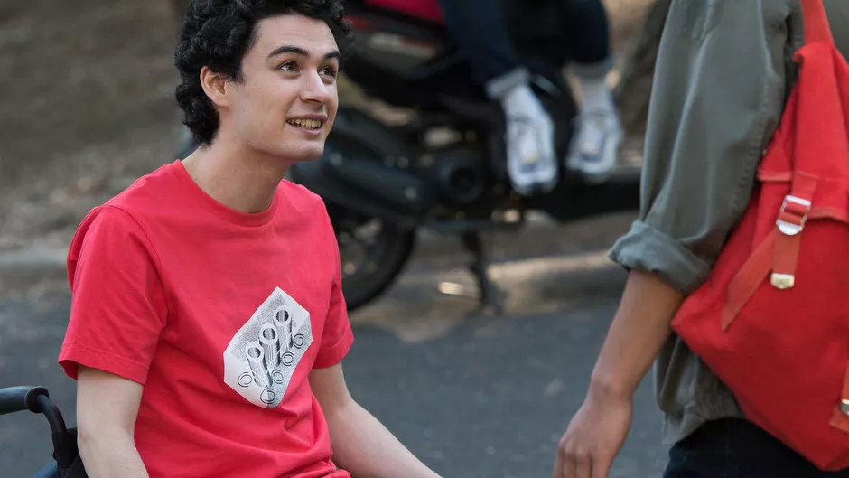 UN SI GRAND SOLEIL : Antonin (Nathan Bensoussan) UN SI GRAND SOLEIL : Antonin (Nathan Bensoussan)