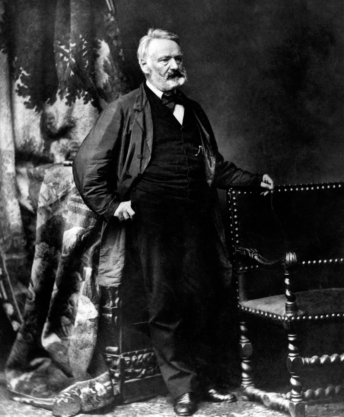 © Rue des Archives/Tallandier VICTOR HUGO ET LES BARRICADES