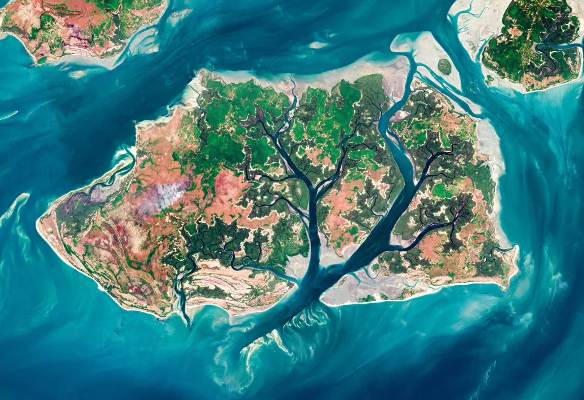 © BBC STUDIOS - ESA / NASA LA TERRE VUE DE L'ESPACE