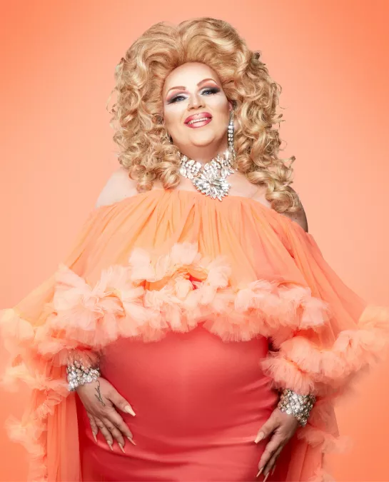 Lova Ladiva Dragrace France