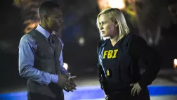 © TF1 / 2015 CBS Broadcasting Inc. All Rights Reserved LES EXPERTS : CYBER - Saison 1