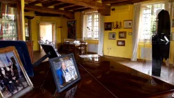 © A Prime Group UNE MAISON, UN ARTISTE