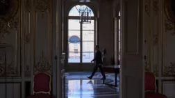© Ladybirds Films CES CONSEILLERS QUI NOUS GOUVERNENT