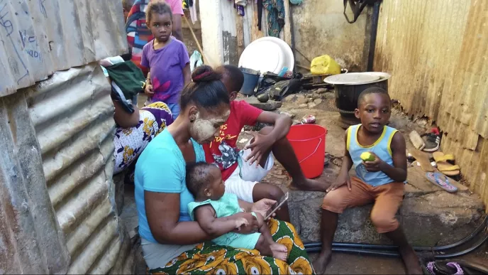 Un mois et huit jours