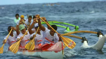 HAWAIKI NUI VA'A 2010