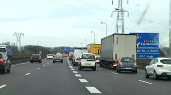 Enquêtes de Région  : C'est mieux de l'autre côté