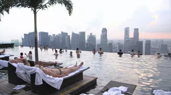 SINGAPOUR, L'ILE AUX MULTIPLES VISAGES