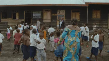 TRAFIQUANTS: LE BUSINESS DE L'ADOPTION