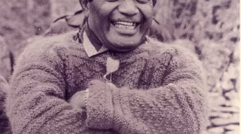 au nom du père, du fils et des esprits