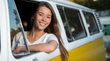 Emilie Broussouloux avec un combi 