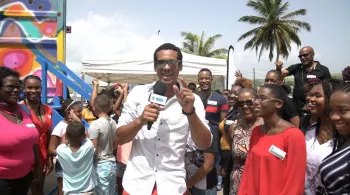 Zik Truck : Container Tour Martinique