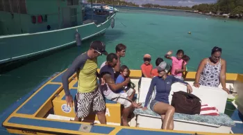 FA'AMU, LES ENFANTS CONFIES DE POLYNESIE