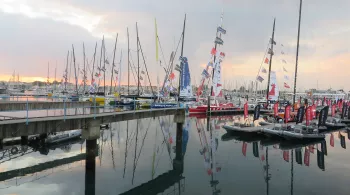Bateaux aux pontons