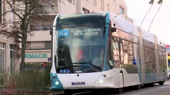 Le trolley bus arrive à Nancy © FTV