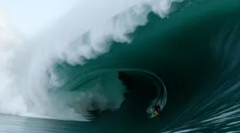 En début d'année 2020, la nouvelle bombe : le comité d'organisation des Jeux Olympiques de Paris 2024 a décidé d'inviter la plus belle vague du monde aux J.O : la vague de Teahupo'o !