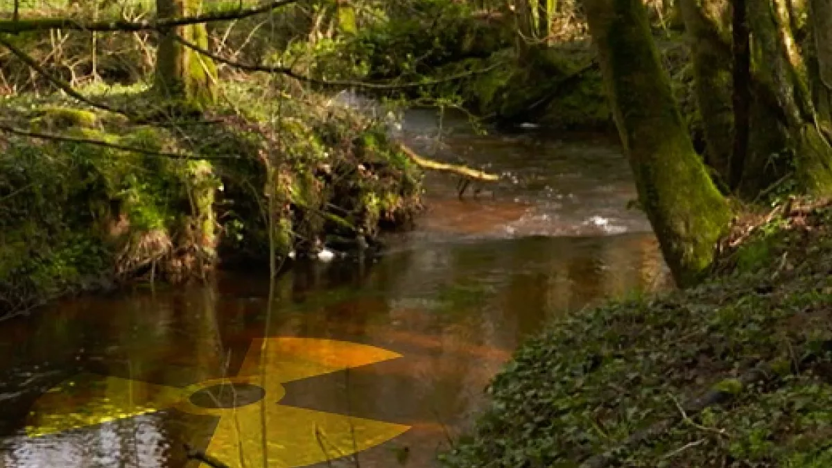 Cours d'eau © JPL Films Cours d'eau avec symbole radioactif