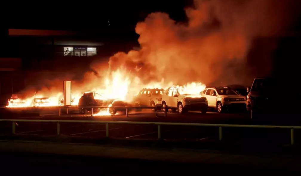 Concession Renault à Magenta le 13 mai 2024