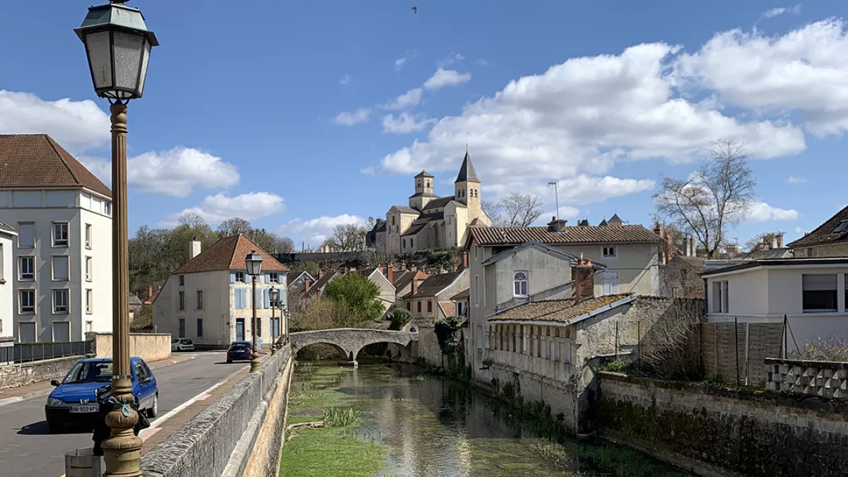 La Tête à l'Endroit dans le Châtillonnais 