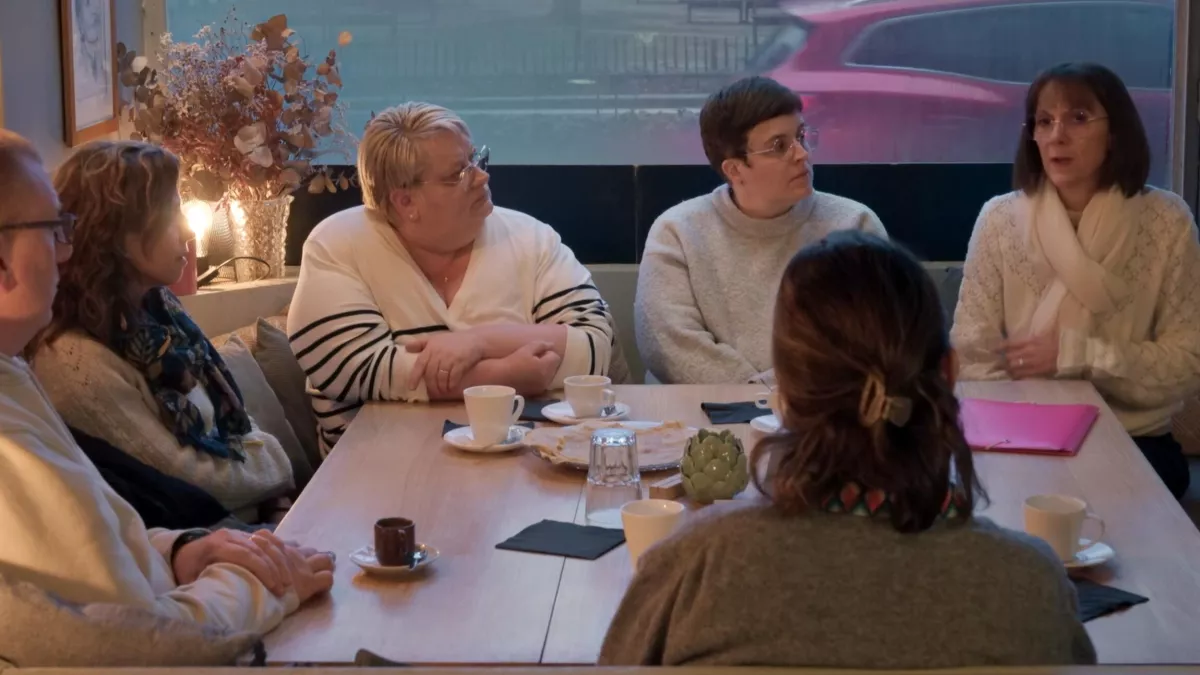 SOS jeunesse en détresse_réunion parents_©Cinétévé_2025.png