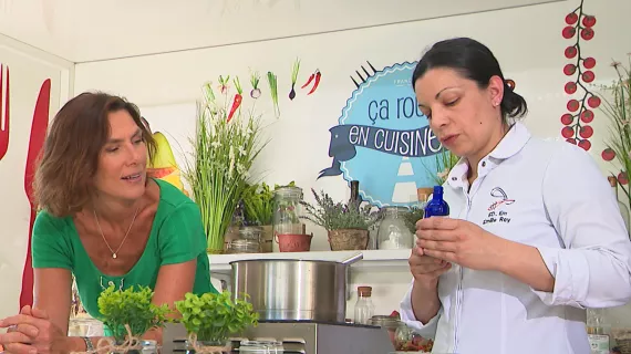 Ca roule en cuisine - Emilie Rey - CREDIT FTV