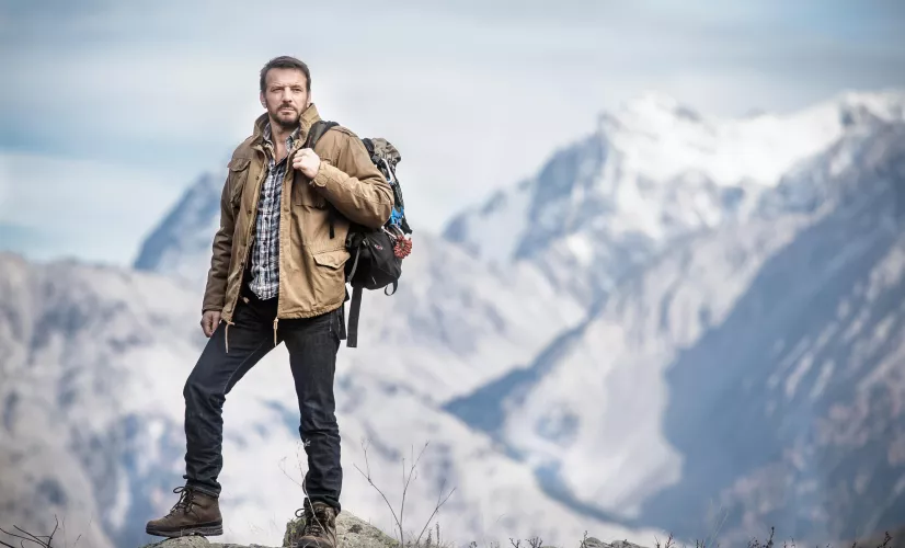 ALEX HUGO (SAISON 5)