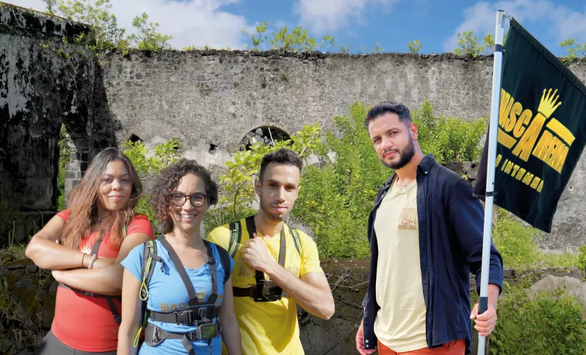 MASCARENA, L’ILE INTENSE Le 1er jeu d’aventure 100% réunionnais MASCARENA L’ILE INTENSE Le 1er jeu d’aventure 100% réunionnais 3 candidats, 1 gagnant, 1 objectif, soutenir des associations caritatives  1 décor naturel, l’Ile Intense / Episode 4 : Sainte-Rose & Saint-Philippe