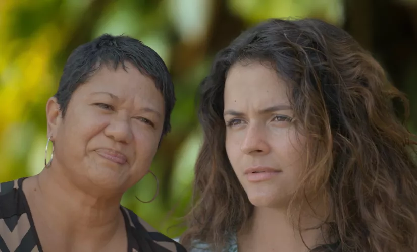 ELLES - vahine maohi