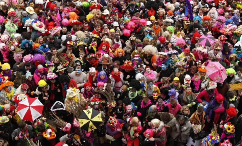 FOULE AU CARNAVAL DE DUNKERQUE