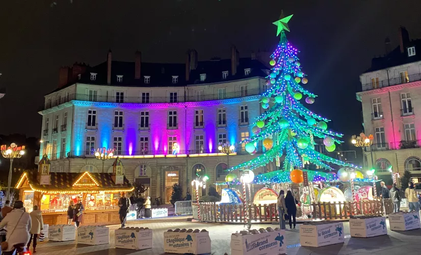 La place Graslin de Nantes La place Graslin de Nantes