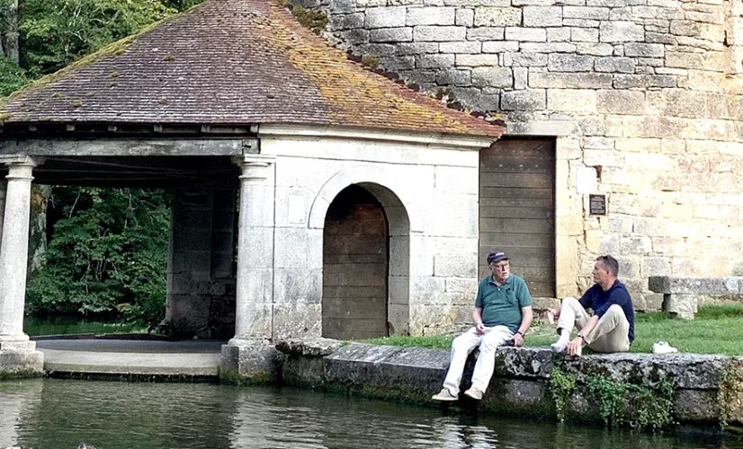 Bèze, aurait-elle un air de carte postale ? Bèze, aurait-elle un air de carte postale ?