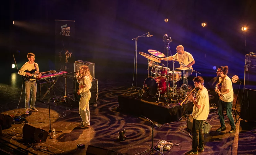 Loriane And Friends-Prix Espoir 