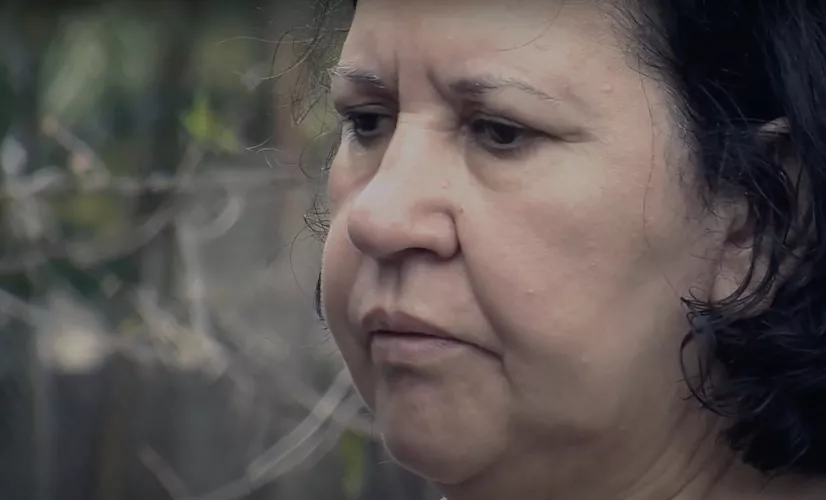 Les jours de Cilaos Documentaire de Rafick Affejee. France (2020). Durée : 46 minutes. Marie-Noëlle a quitté l’île de la Réunion en 1976. Elle avait 20 ans quand elle est arrivée à Paris. Aujourd’hui, elle contemple souvent l’idée de retourner vivre sur son île mais le contraste avec